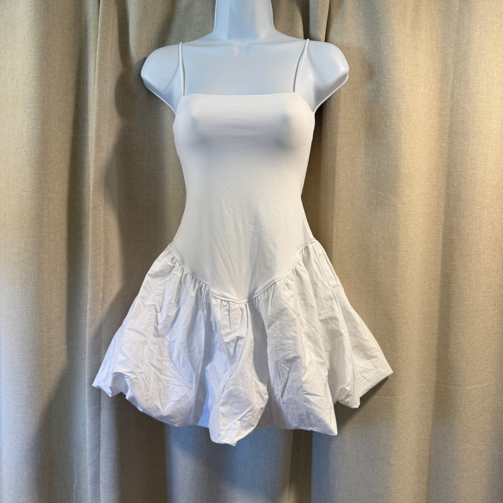 Forever 21 Sz XS White Bubble Hem Spaghetti Strap Bodycon Party Dance Dress - Picture 1 of 6